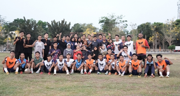 Eks Pelatih Timnas Indonesia U-16, Fakhri Husaini Mengajar di POR Unmuh Jember